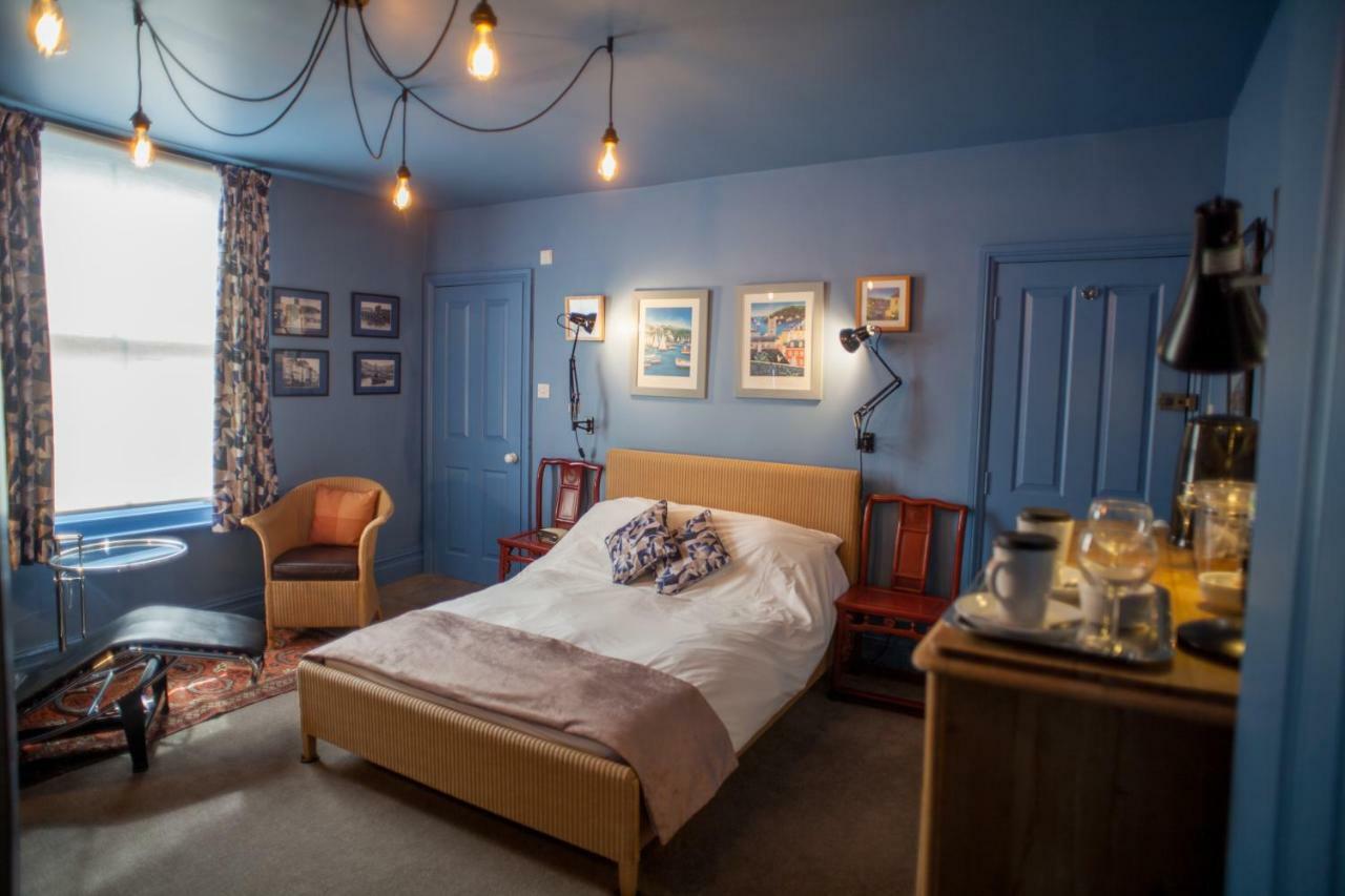 Bed and Breakfast Hill View House Дартмаут Экстерьер фото